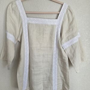 Elegant Tory Burch Cream Lace Trim Women's Top